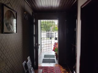 Foto 23 de VENDO CASA - CEDRITOS - BOGOTÁ - UN PISO - 272 m2