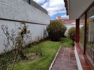 Foto 27 de VENDO CASA - CEDRITOS - BOGOTÁ - UN PISO - 272 m2