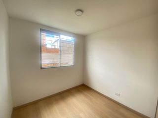 Se Arrienda para Estrenar Apartamento en Conjunto Portohayuelos , Hayuelos.