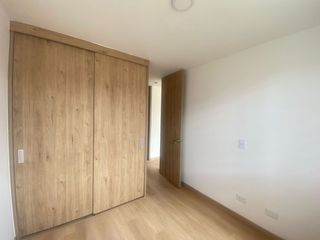 Se Arrienda para Estrenar Apartamento en Conjunto Portohayuelos , Hayuelos.