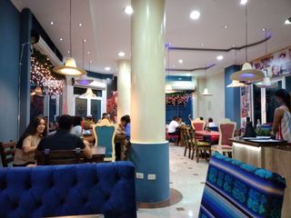Foto 5 de ¡Alquiler de Edificio Comercial en Esmeraldas!...LOCAL COMERCIAL   1200 PSIOS  1000 CADA PISO    O TOTAL  .. PREGUNDAR POR PRECIO