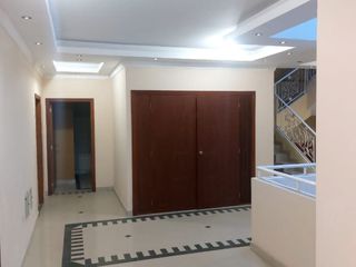 Foto 7 de ¡Alquiler de Edificio Comercial en Esmeraldas!...LOCAL COMERCIAL   1200 PSIOS  1000 CADA PISO    O TOTAL  .. PREGUNDAR POR PRECIO