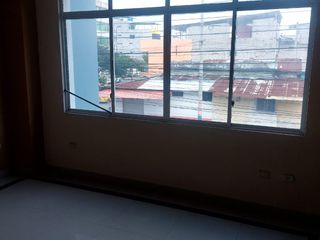 Foto 9 de ¡Alquiler de Edificio Comercial en Esmeraldas!...LOCAL COMERCIAL   1200 PSIOS  1000 CADA PISO    O TOTAL  .. PREGUNDAR POR PRECIO
