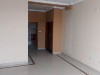 Foto 20 de ¡Alquiler de Edificio Comercial en Esmeraldas!...LOCAL COMERCIAL   1200 PSIOS  1000 CADA PISO    O TOTAL  .. PREGUNDAR POR PRECIO