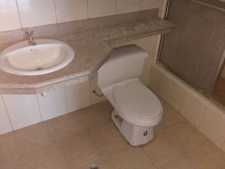 Foto 23 de ¡Alquiler de Edificio Comercial en Esmeraldas!...LOCAL COMERCIAL   1200 PSIOS  1000 CADA PISO    O TOTAL  .. PREGUNDAR POR PRECIO