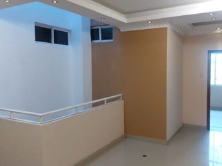 Foto 24 de ¡Alquiler de Edificio Comercial en Esmeraldas!...LOCAL COMERCIAL   1200 PSIOS  1000 CADA PISO    O TOTAL  .. PREGUNDAR POR PRECIO