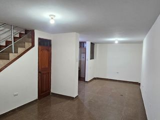 Foto 1 de Vendo Casa Interior En El Porvenir Av. Pumacahua (aipanaque)