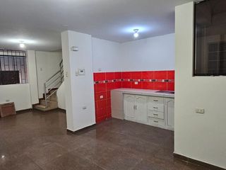Foto 2 de Vendo Casa Interior En El Porvenir Av. Pumacahua (aipanaque)