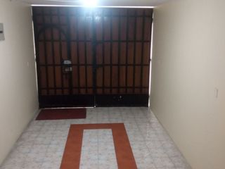 Foto 2 de VENTA  DE EDIFICIO EN LA CIUDADELA IBARRA SUR DE QUITO
