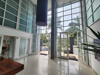 Foto 1 de Venta hermoso dúplex de doble altura zona de malecones Barranco