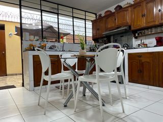 Foto 7 de CASA FRENTE A PARQUE EXCELENTE ESTADO SALAMANCA