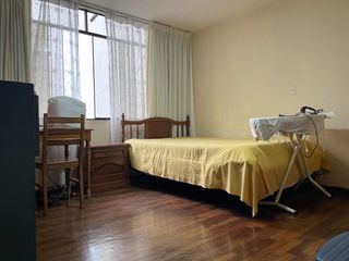 Foto 11 de CASA FRENTE A PARQUE EXCELENTE ESTADO SALAMANCA
