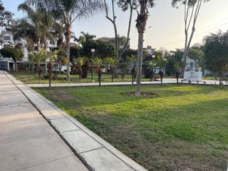 Foto 19 de CASA FRENTE A PARQUE EXCELENTE ESTADO SALAMANCA