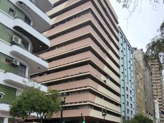 Foto 1 de VENDO OFICINA REMODELADA 9 DE OCTUBRE Y BAQUERIZO MORENO DOS PRIVADOS , 5 AMBIENTES