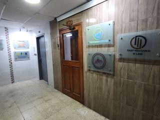 Foto 3 de VENDO OFICINA REMODELADA 9 DE OCTUBRE Y BAQUERIZO MORENO DOS PRIVADOS , 5 AMBIENTES
