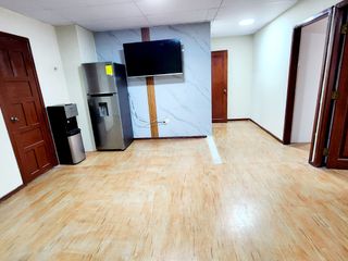 Foto 6 de VENDO OFICINA REMODELADA 9 DE OCTUBRE Y BAQUERIZO MORENO DOS PRIVADOS , 5 AMBIENTES
