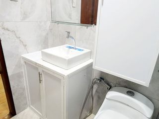 Foto 9 de VENDO OFICINA REMODELADA 9 DE OCTUBRE Y BAQUERIZO MORENO DOS PRIVADOS , 5 AMBIENTES