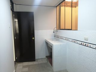 Foto 11 de ALQUILER DE LOCALES COMERCIALES COMAS RETABLO 2 PISO FRENTE A LA U.P.N MOVIMIENTO SUPER COMERCIAL 165 M2..