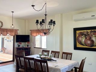 Foto 5 de Punta Blanca: Amplia casa en venta de 2 pisos, terraza y 3 dormitorios.