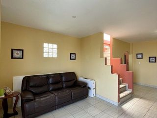 Foto 17 de Punta Blanca: Amplia casa en venta de 2 pisos, terraza y 3 dormitorios.