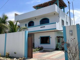 Foto 31 de Punta Blanca: Amplia casa en venta de 2 pisos, terraza y 3 dormitorios.