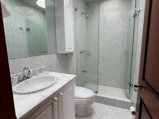 Foto 32 de Espectacular casa para venta en Guaymaral