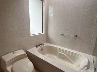 Foto 42 de Espectacular casa para venta en Guaymaral