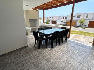 Foto 5 de EXCELENTE CASA EN CONDOMINIO PLAYA BOCA LEON, KM. 79.5 AL LADO DEL CLUB REGATAS DE SAN ANTONIO