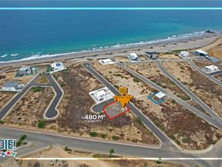 Foto 3 de Lote esquinero en venta en la urbanización Playa Alta, Manta, Ecuador
