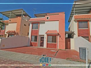 Foto 1 de Casa de 3 dormitorios en Venta en Urbanizacion Mar Azul, Manta, Ecuador.