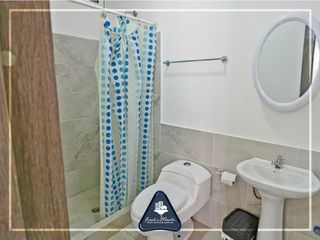 Foto 31 de Casa de playa multifamiliar con cabaña y área adicional en Grey Stage, en Santa Marianita, Manta