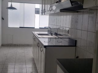 Foto 9 de Alquiler de Exclusivo Departamento Triplex cerca del Óvalo Higuereta