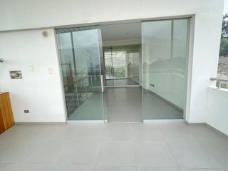 Foto 10 de Venta Duplex de Estreno en Urb. El Golf de Huampani 3er y 4to Piso