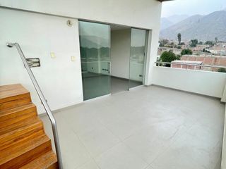 Foto 11 de Venta Duplex de Estreno en Urb. El Golf de Huampani 3er y 4to Piso