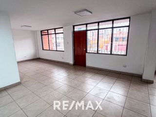 Foto 2 de Alquiler De Oficina En Santiago De Surco 183 M2