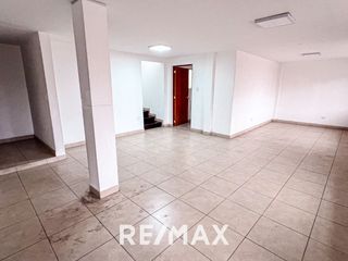 Foto 4 de Alquiler De Oficina En Santiago De Surco 183 M2