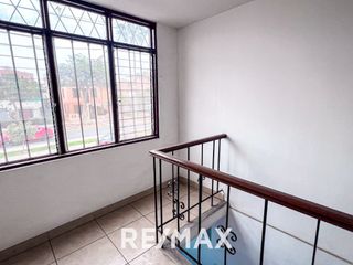 Foto 6 de Alquiler De Oficina En Santiago De Surco 183 M2