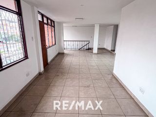 Foto 9 de Alquiler De Oficina En Santiago De Surco 183 M2