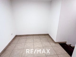 Foto 14 de Alquiler De Oficina En Santiago De Surco 183 M2