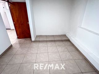 Foto 16 de Alquiler De Oficina En Santiago De Surco 183 M2