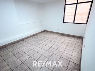 Foto 17 de Alquiler De Oficina En Santiago De Surco 183 M2