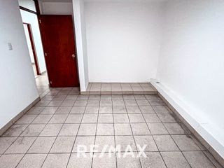 Foto 18 de Alquiler De Oficina En Santiago De Surco 183 M2