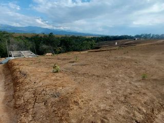 Foto 3 de EN VENTA LINDO LOTE ESQUINERO URBANO LLANOS  DE MORINDA