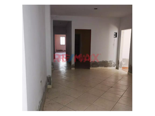Foto 4 de VENTA DE CASA EN ANCON - 160M2