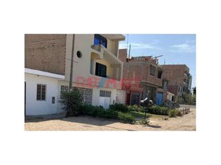 Foto 8 de VENTA DE CASA EN ANCON - 160M2