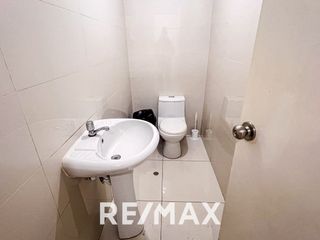 Foto 8 de Alquiler De Oficina de 297  M2 Piso Completo En San Isidro