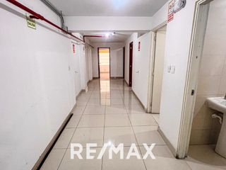 Foto 16 de Alquiler De Oficina de 297  M2 Piso Completo En San Isidro