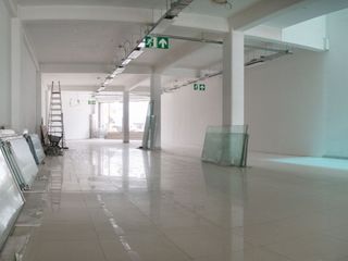 Foto 7 de Alquiler De Local Comercial En Santa Anita 366 Metros