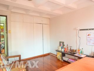 Foto 14 de VENTA DE AMPLIO DUPLEX MAS AIRES EN SURCO RESIDENCIAL AC 202 M2