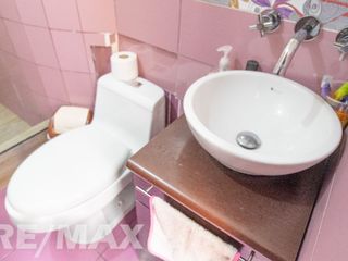 Foto 22 de VENTA DE AMPLIO DUPLEX MAS AIRES EN SURCO RESIDENCIAL AC 202 M2